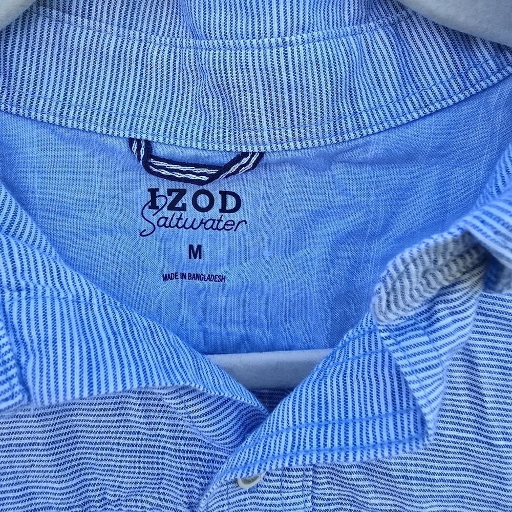 IZOD SALTWATER SHORT SLEEVE DOCKSIDE BUTTON DOWN CHAMBRAY SHIRT Sz M - Picture 2 of 3